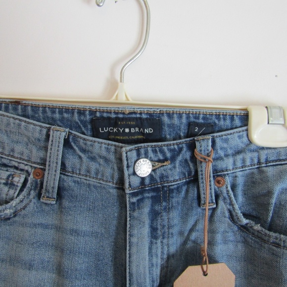 Women's Lucky Brand Jeans - Picture 2 of 4